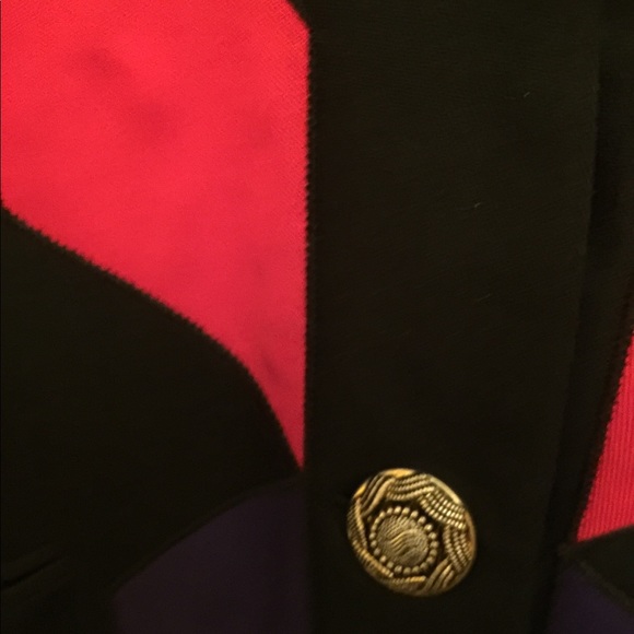 Beautiful jacket - Picture 2 of 5